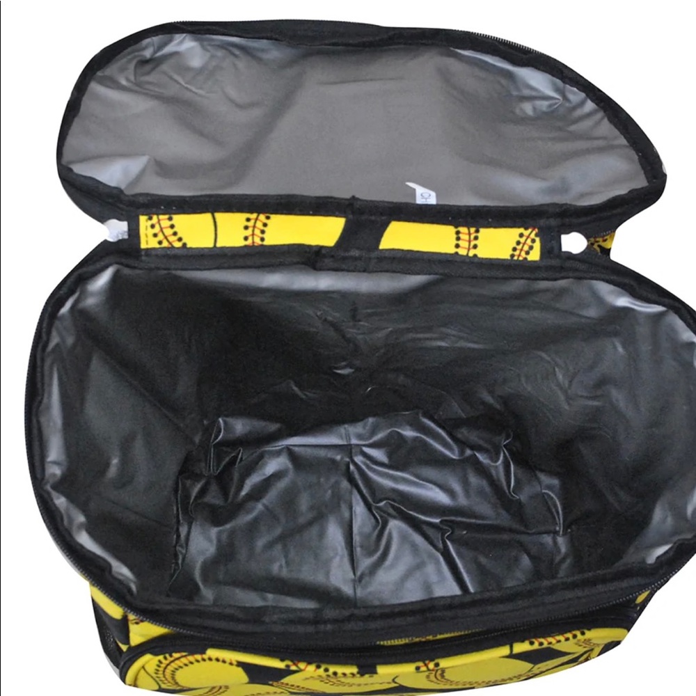 π₯π₯π₯Softball cooler backpack π₯π₯π₯ - Picture 3 of 4
